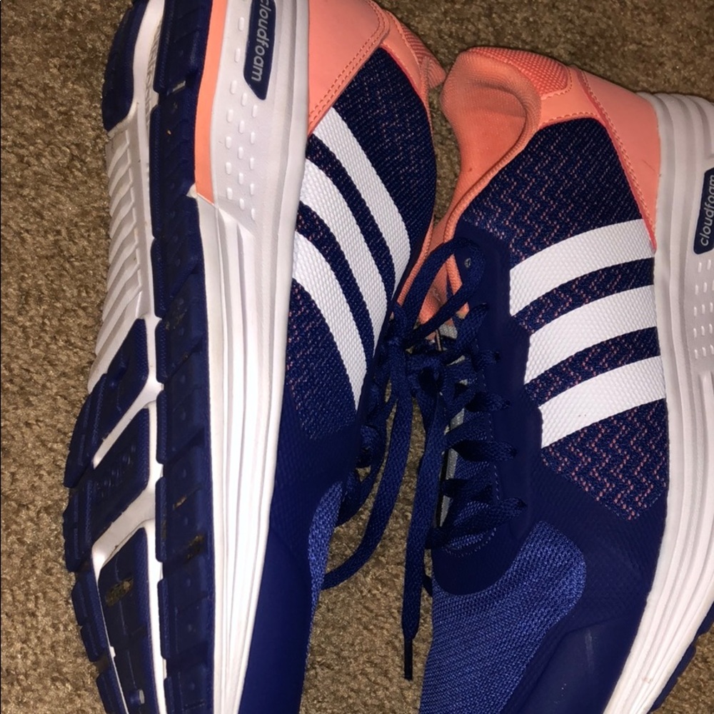 Adidas shoes - Picture 5 of 5